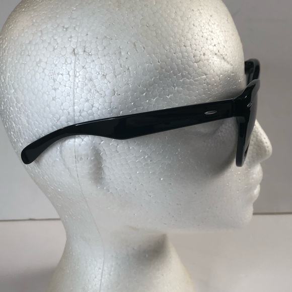 H&M black sunglasses with silver detail - Picture 3 of 13